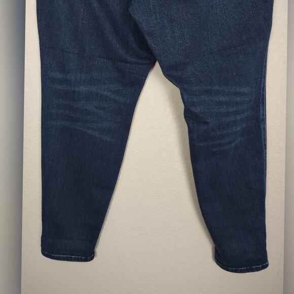 Judy Blue Dark Wash High Rise Jogger Jeans Size 14W - Picture 11 of 16